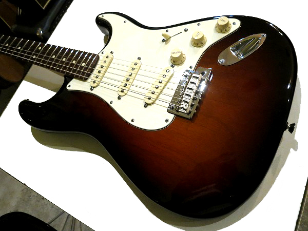 Fender USA 2012年製 American Standard Stratocaster Upgrade 3-Color
